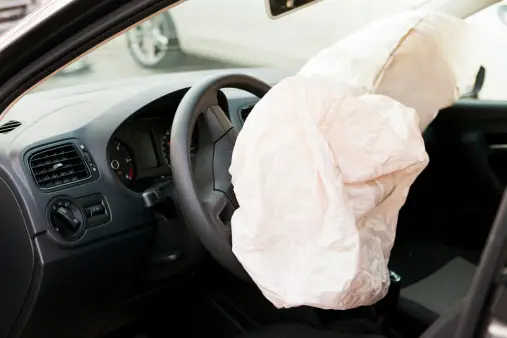 What makes airbags go off?